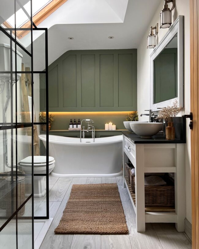 Natural Materials for a Rustic Bathroom Design
